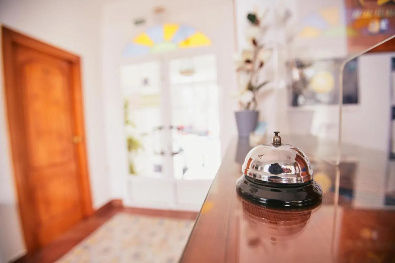 ** Pensión Hostal Azul La Antilla España